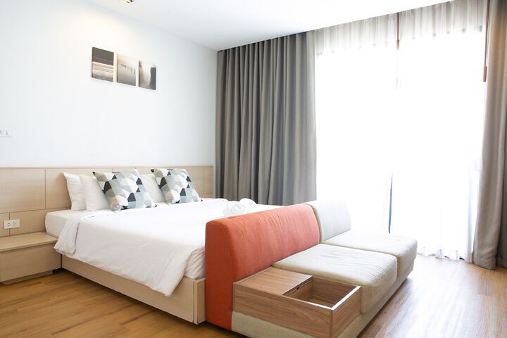 Room 28 of 125