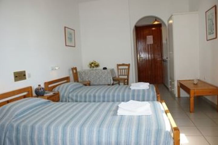 Room 13 of 48