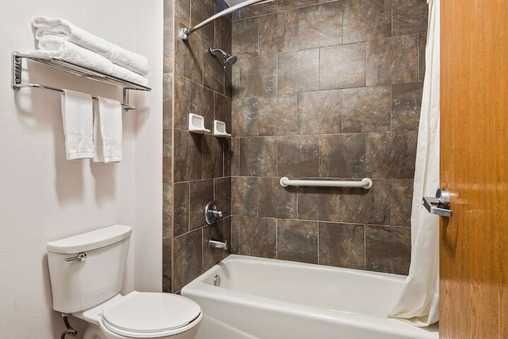Clean Restrooms