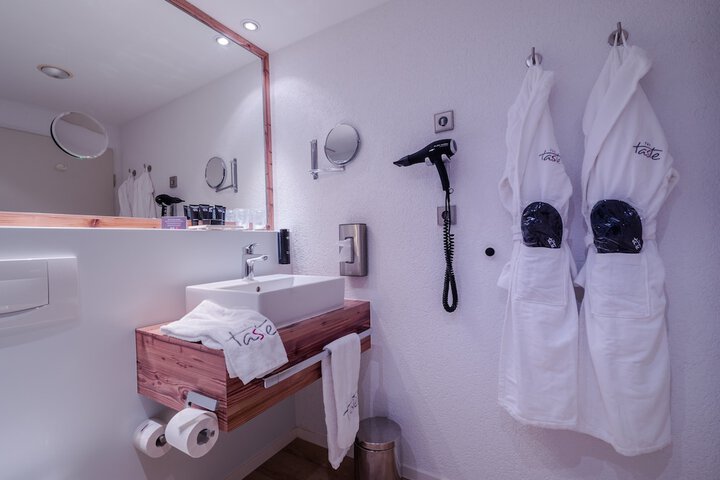 Bathroom Interior Photo