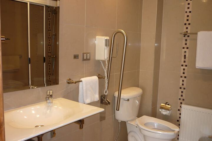 Room 15 of 54