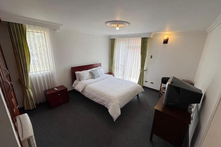 Room 5 of 30