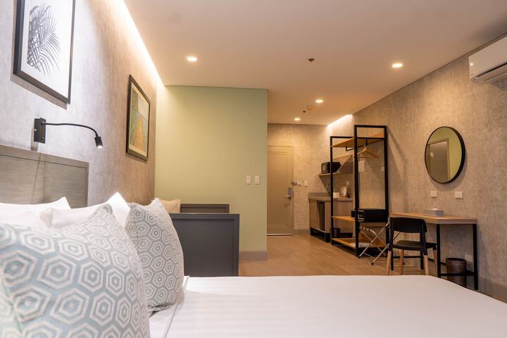 Room 15 of 22