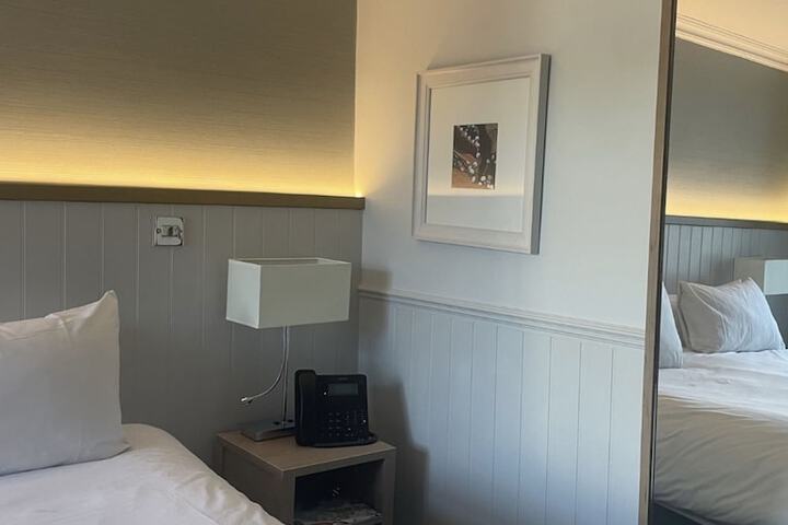 Room 34 of 75