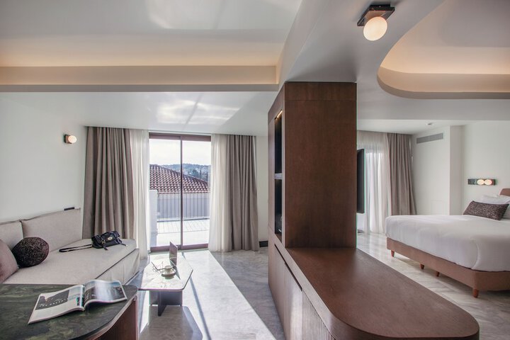 Room 29 of 47