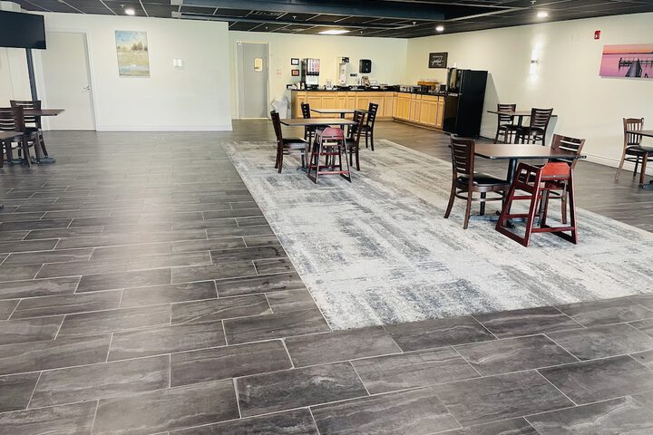 Breakfast/Coffee Service 22 of 30