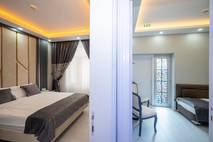 Room 18 of 62