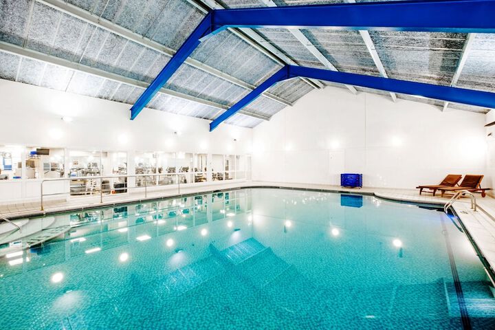 Pool 59 of 190