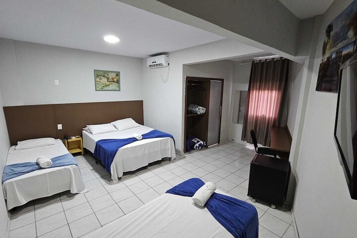 Room 2 of 5