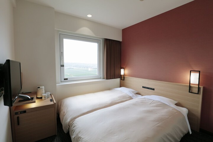 Room 18 of 49