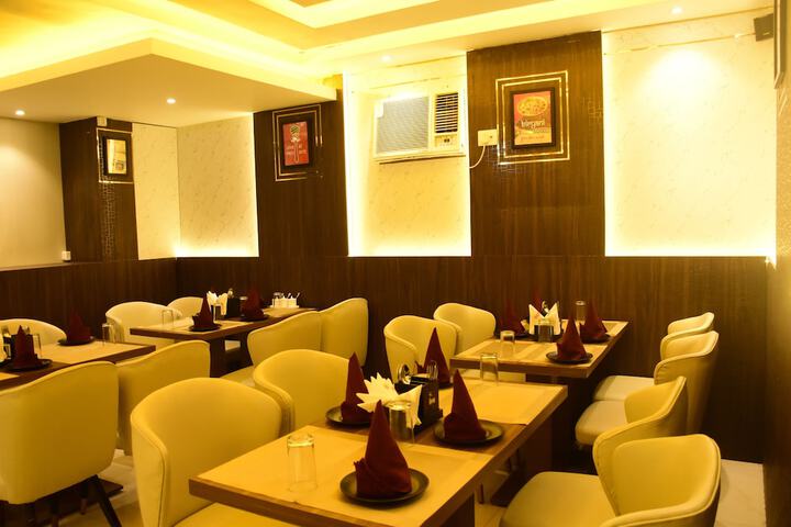 Dining 57 of 75