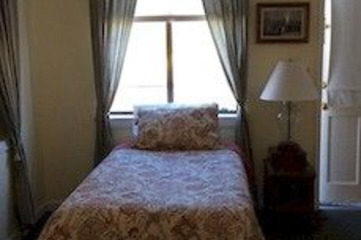 Room 21 of 35