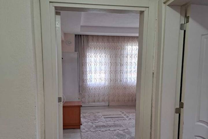Room 3 of 48