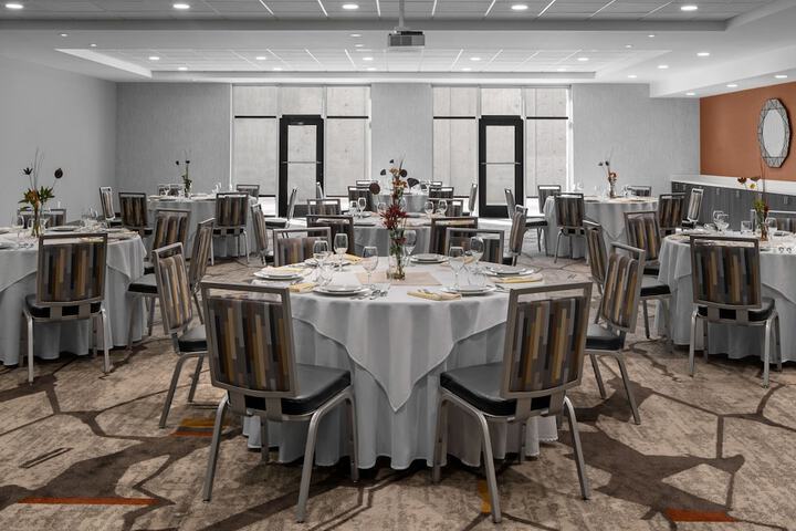 Meeting facility