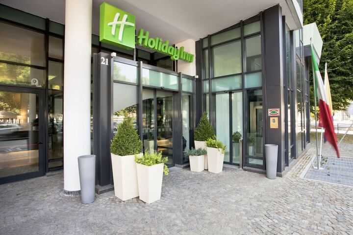 Hotel 46 of 48