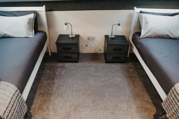 Room 31 of 68