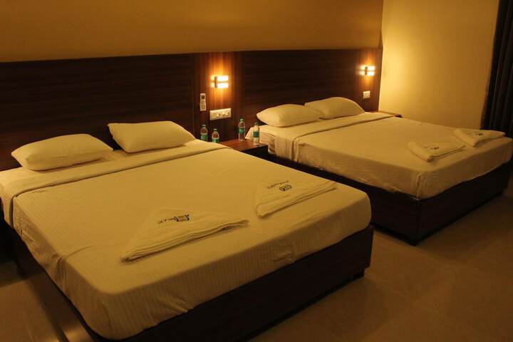Room 30 of 83
