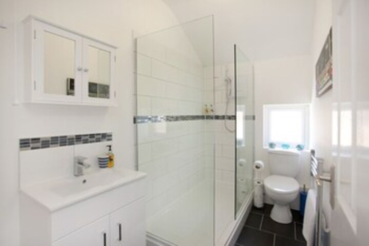 Room 2 of 23