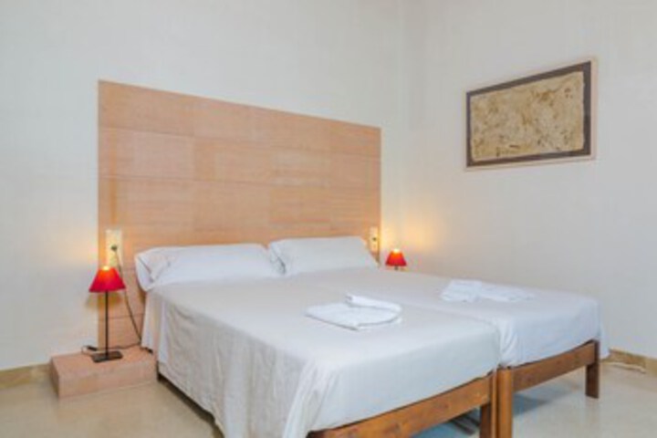 Room 49 of 59