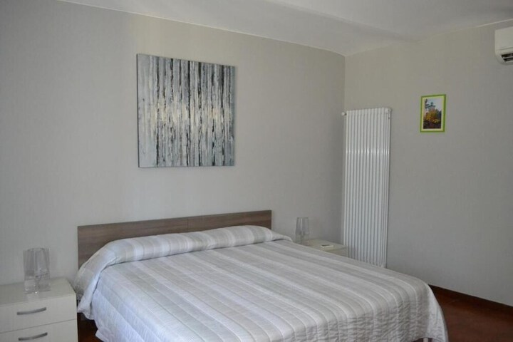 Room 13 of 60