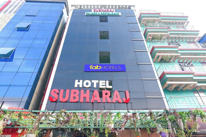 Fabhotel Subharaj Palace