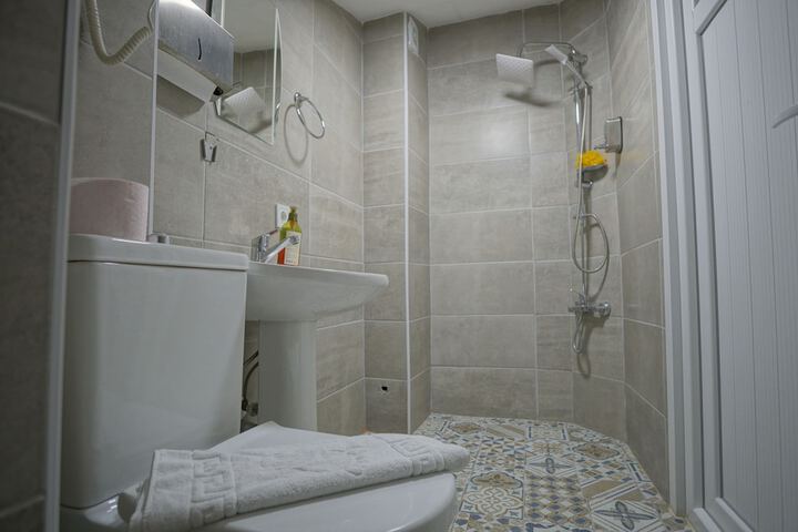 Room 41 of 54