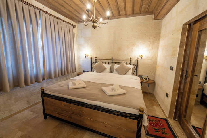 Room 45 of 120