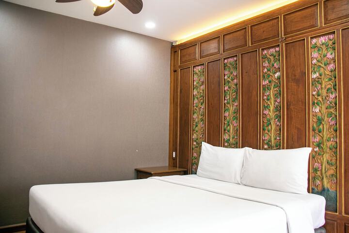 Room 19 of 157