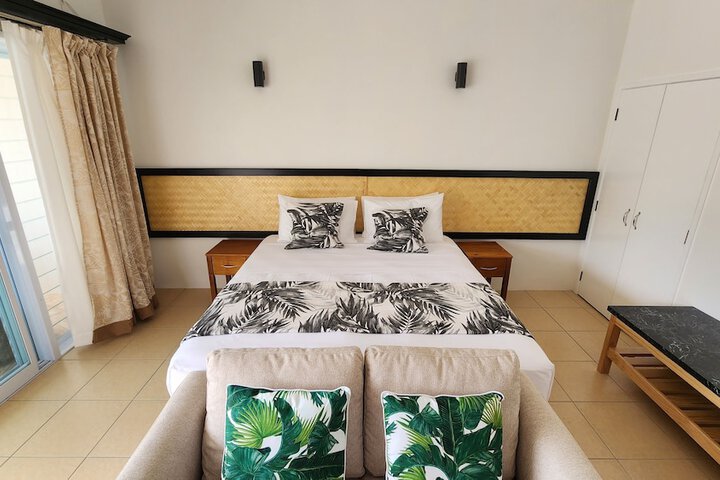 Room 5 of 30