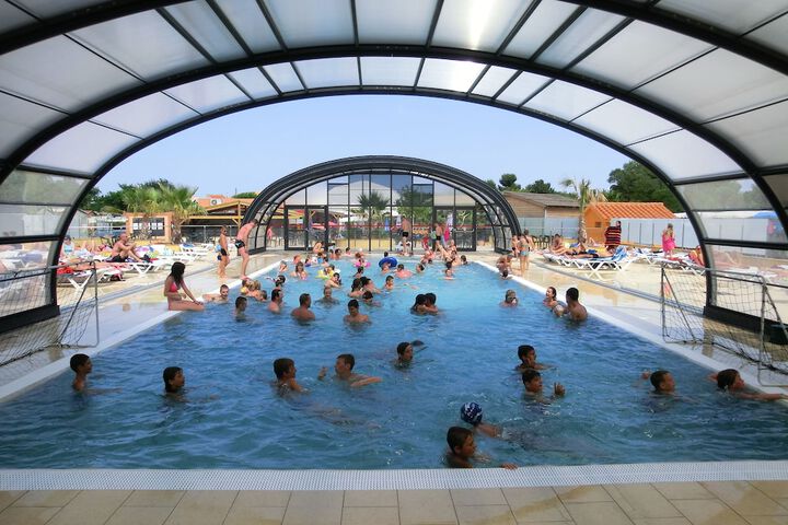 Pool 13 of 44
