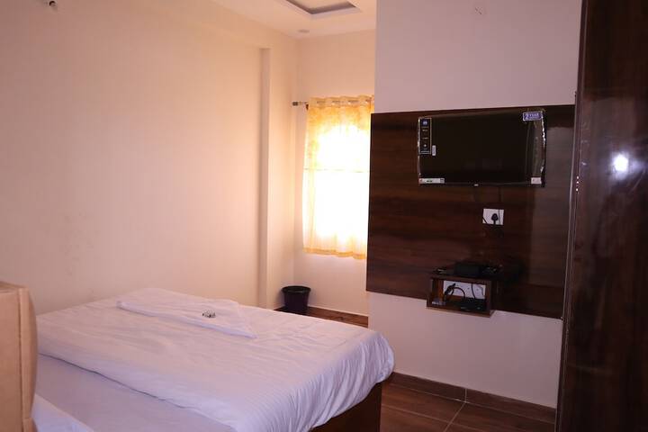 Room 11 of 22