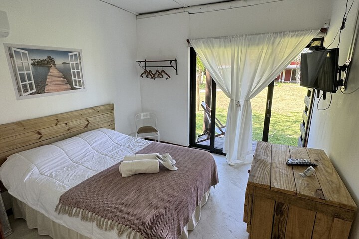 Room 18 of 102