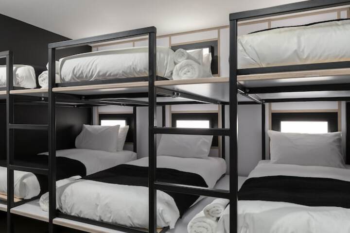 Room 14 of 71