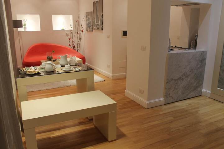 Room 16 of 33