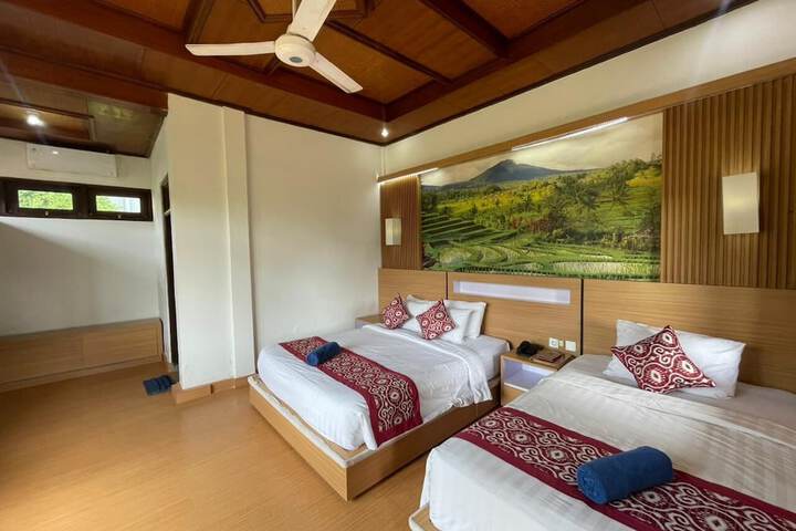 Room 42 of 114