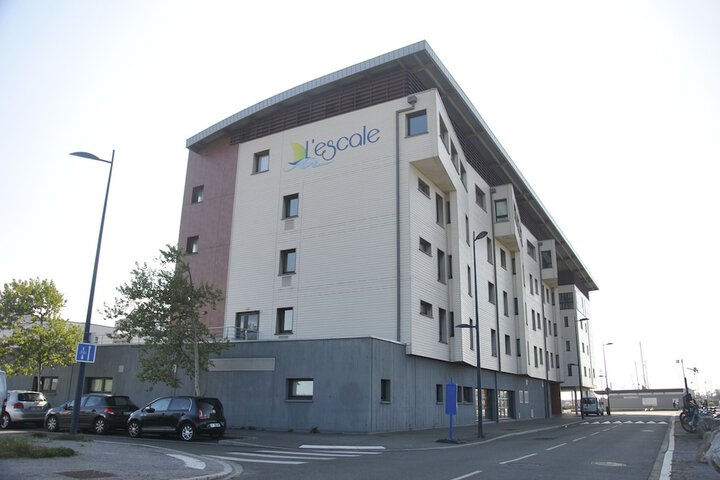 Hotel 43 of 44
