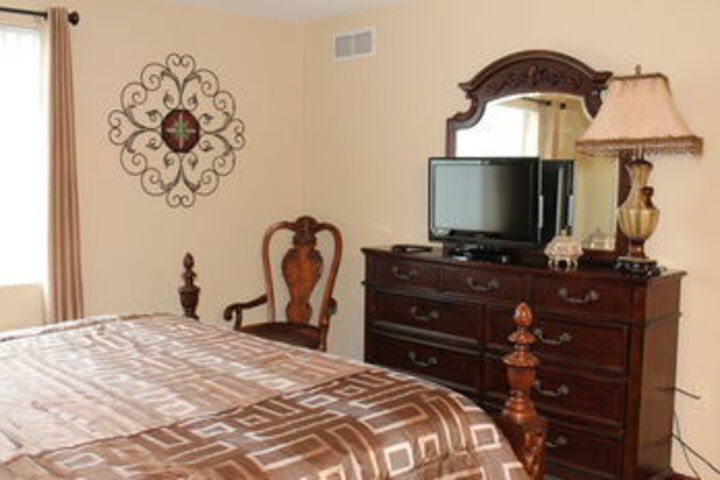 Room 9 of 20