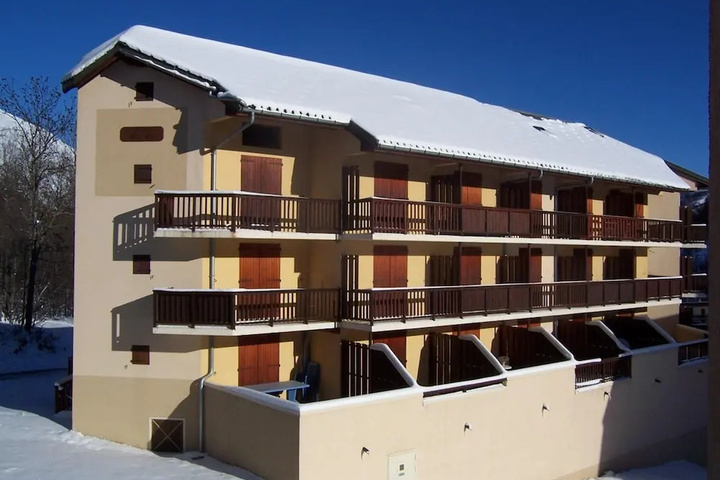 Belalp19 3 Rooms Mezzanine 6 People 2 Exposed South