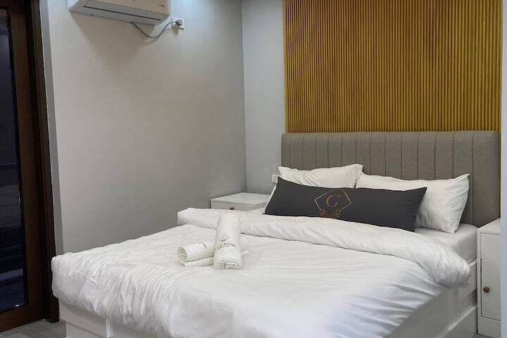Room 2 of 54