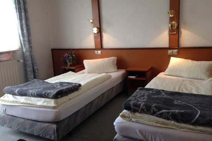 Room 2 of 16