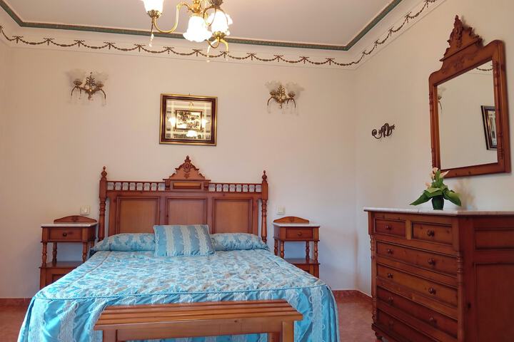 Room 28 of 69
