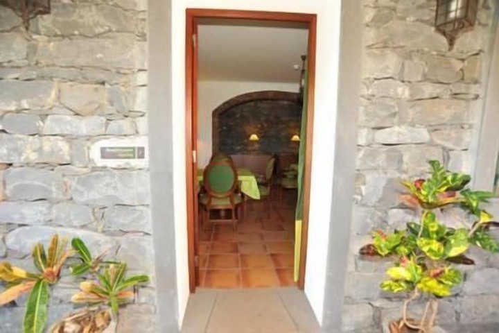 Hotel 5 of 117