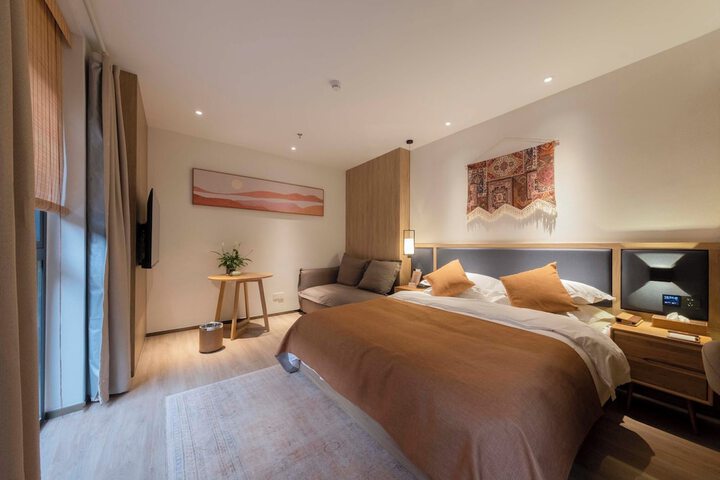 Room 21 of 101