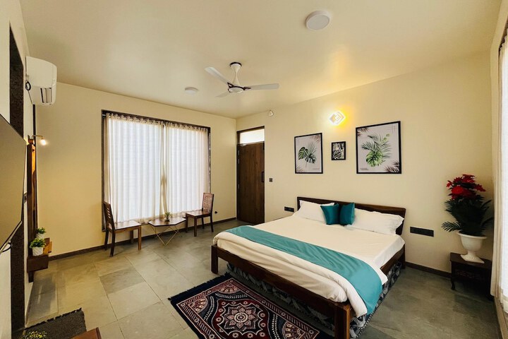 Room 15 of 72
