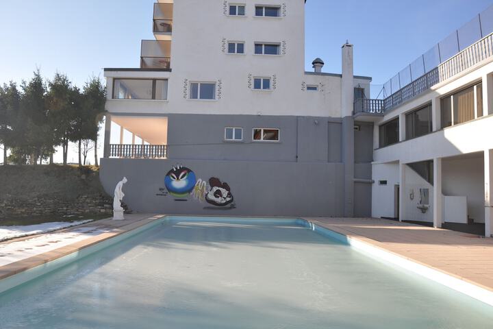 Hotel with Pool