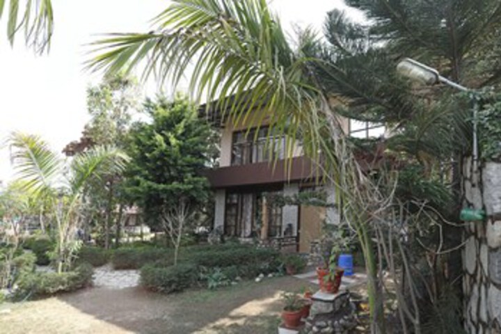 OYO 13197 Home Tranquil 3BHK Mussoorie Bypass