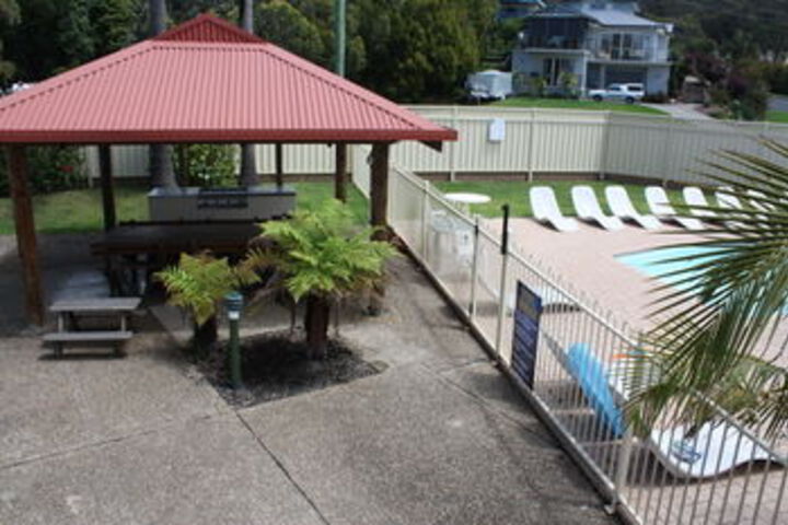 Pool 17 of 19