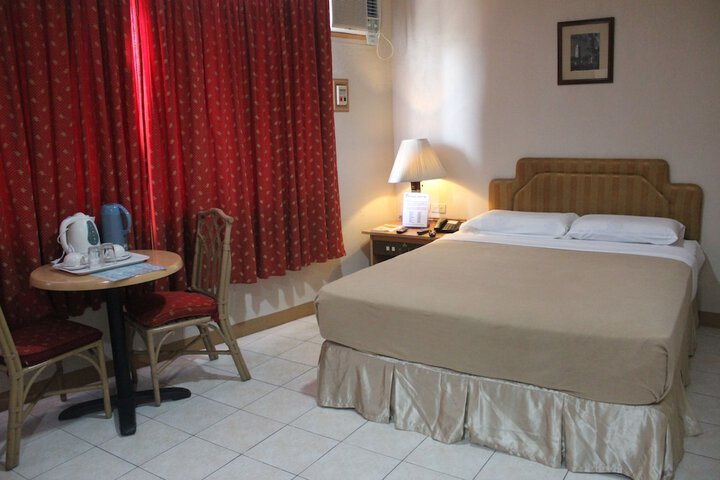 Room 8 of 64
