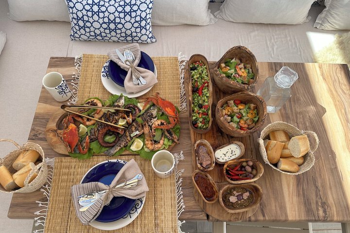 Dining 19 of 28