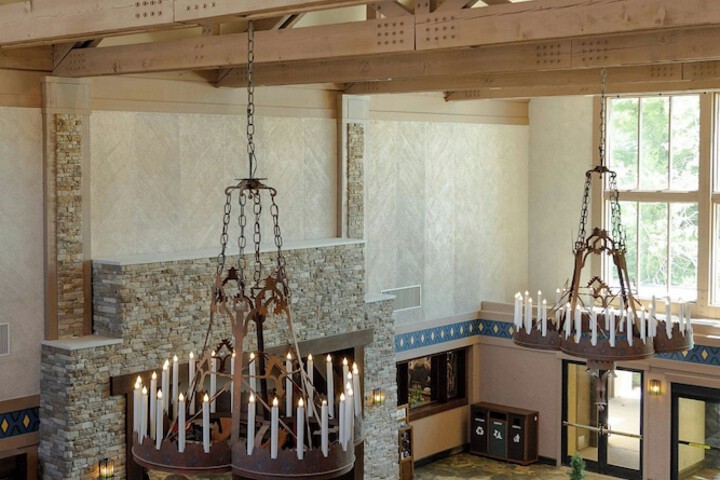 Entrance & Lobby